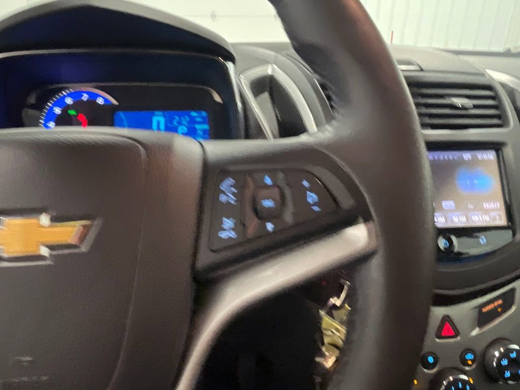 Used 2016 Chevrolet Trax LT w/ LT Convenience Package image 31