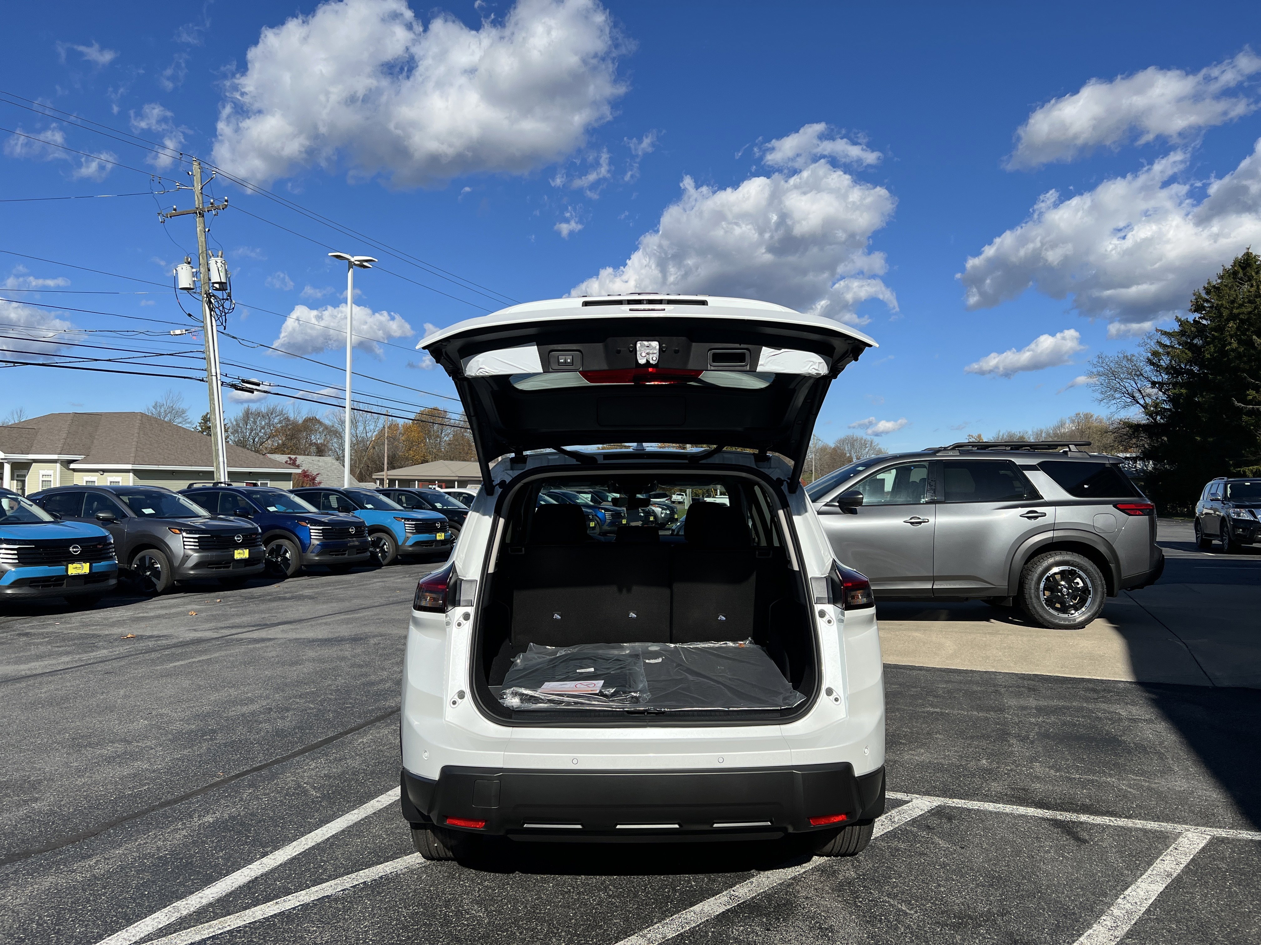 New 2026 Nissan Rogue SV image 7