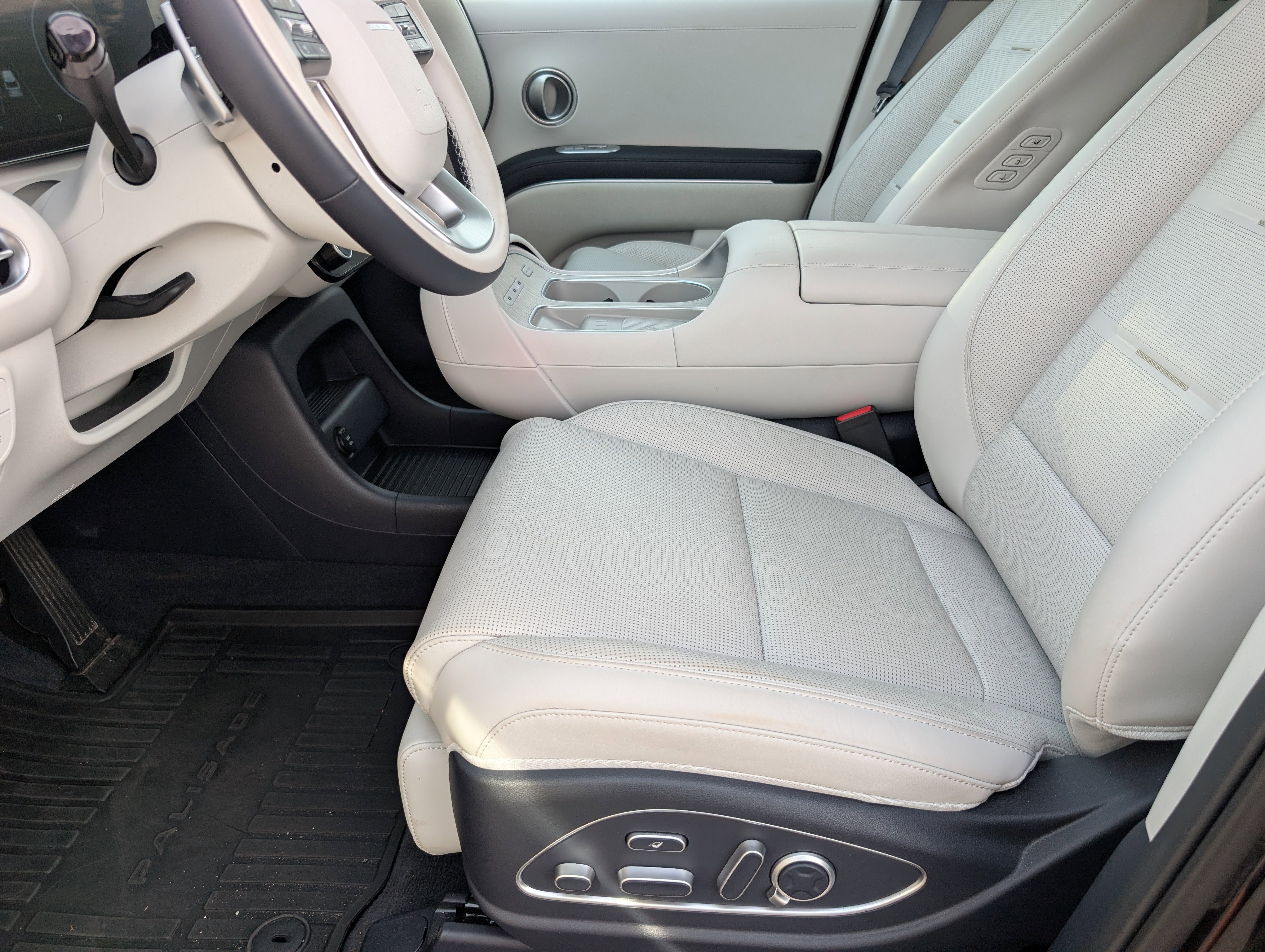 Used 2026 Hyundai Palisade Calligraphy AWD/4WD image 15