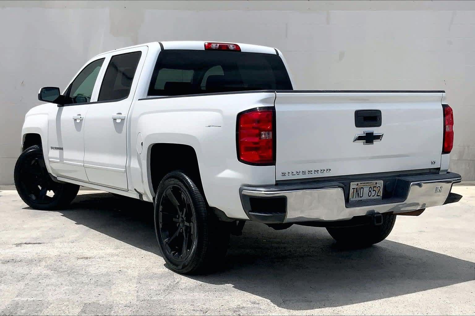 Used 2018 Chevrolet Silverado 1500 LT w/ All Star Edition RWD image 4