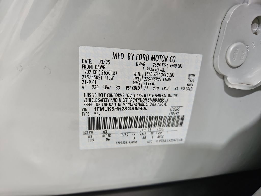 Used 2025 Ford Explorer Platinum w/ LUX Leather Package AWD/4WD image 31