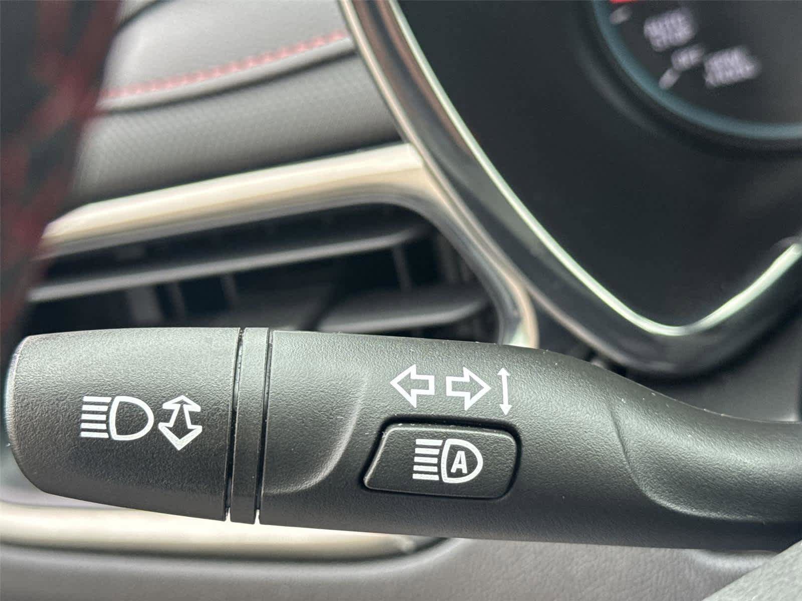 Used 2023 Chevrolet Equinox RS AWD/4WD image 26