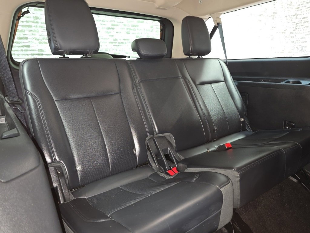 Used 2023 Ford Expedition Max XLT image 12