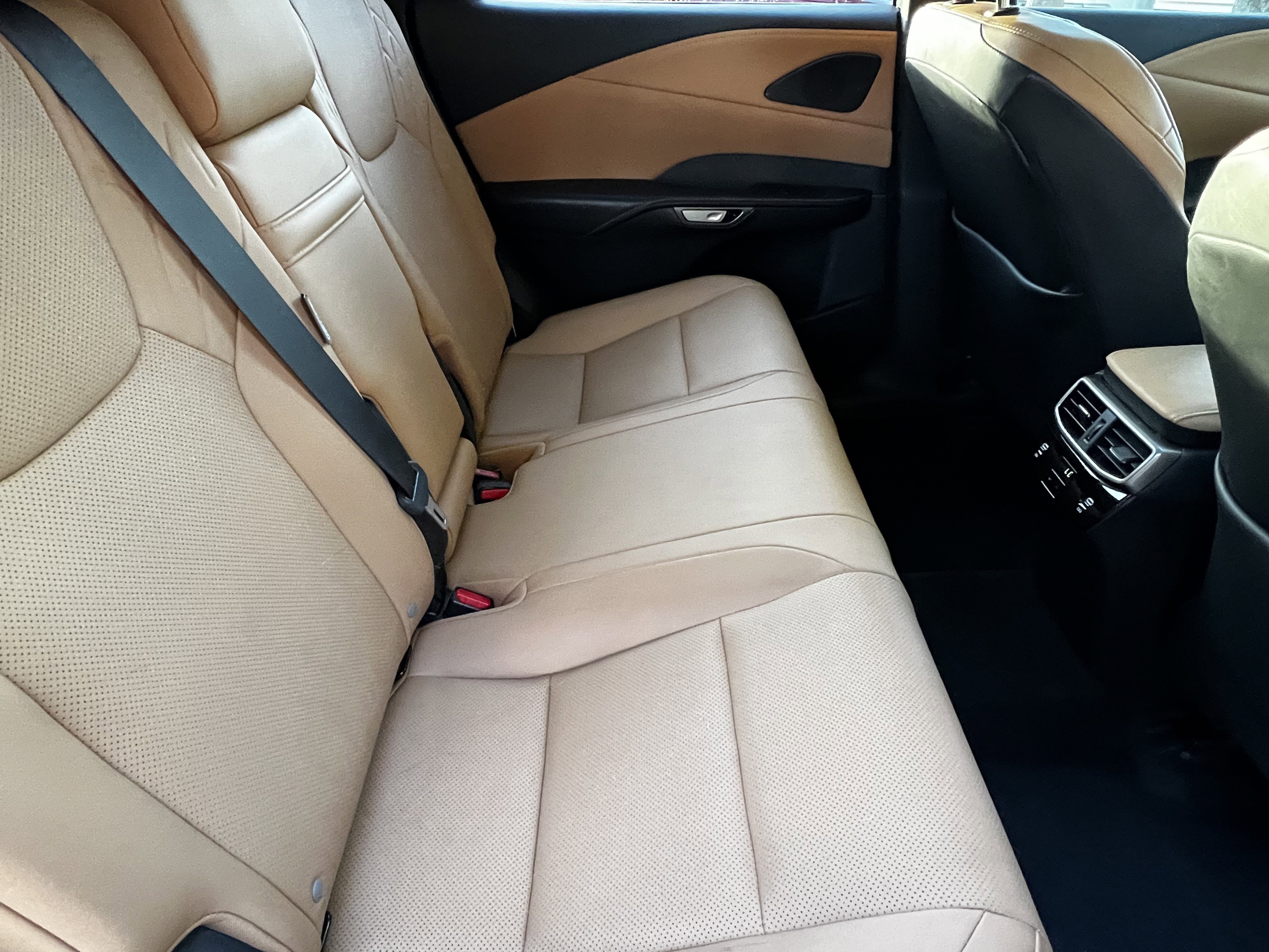 Used 2024 Lexus RX 350 Premium w/ Accessory Package (Z1) FWD image 39