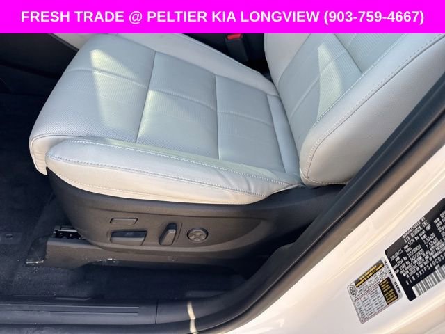 Used 2025 Kia Telluride SX image 13