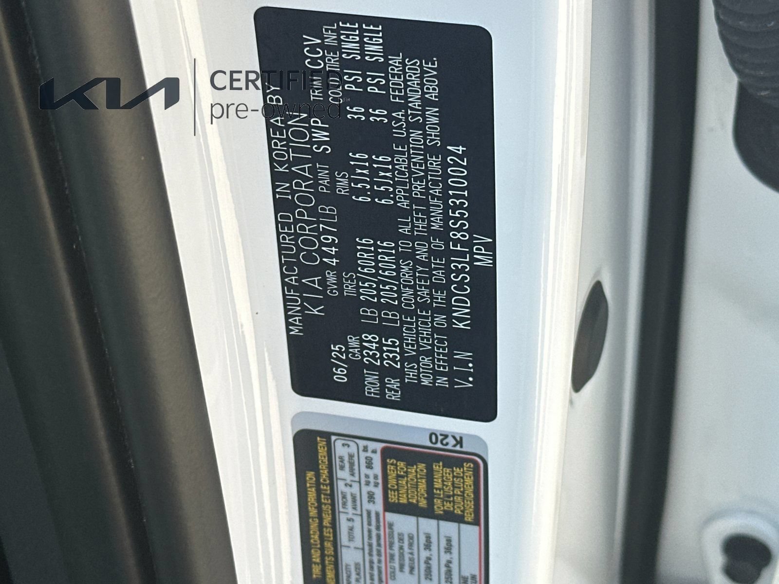 Certified 2025 Kia Niro EX FWD image 28