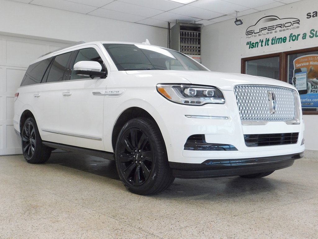 Used 2024 Lincoln Navigator Reserve w/ Equipment Group 201A image 6