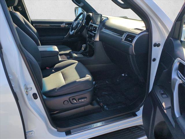 Used 2022 Lexus GX 460 Premium w/ Premium Package AWD/4WD image 21
