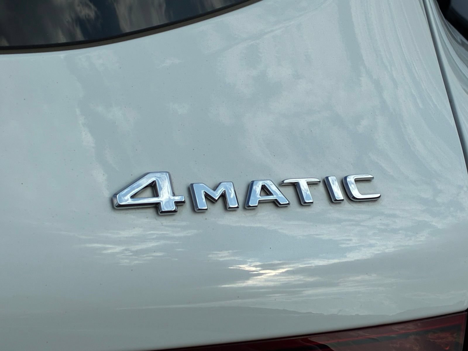 Used 2022 Mercedes-Benz GLC 300 4MATIC w/ Premium Package Lite image 11