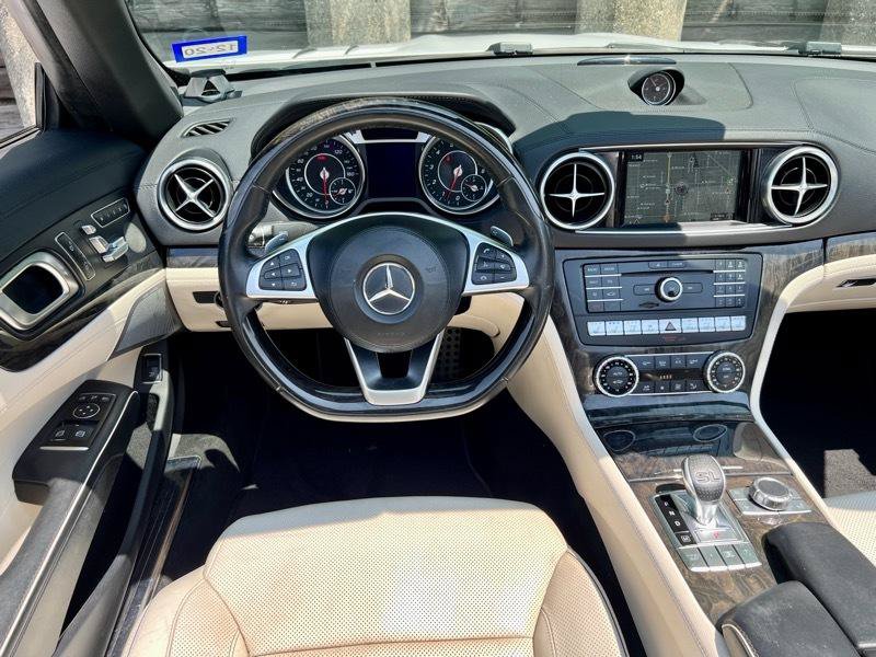 Used 2017 Mercedes-Benz SL 550 image 14