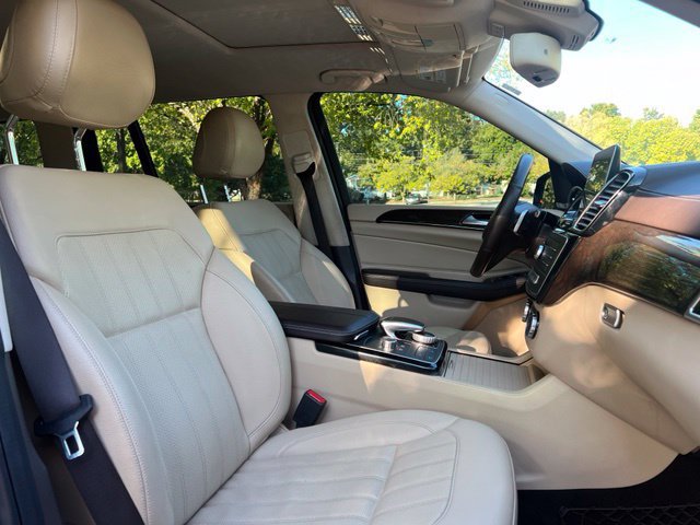 Used 2017 Mercedes-Benz GLS 450 4MATIC image 22