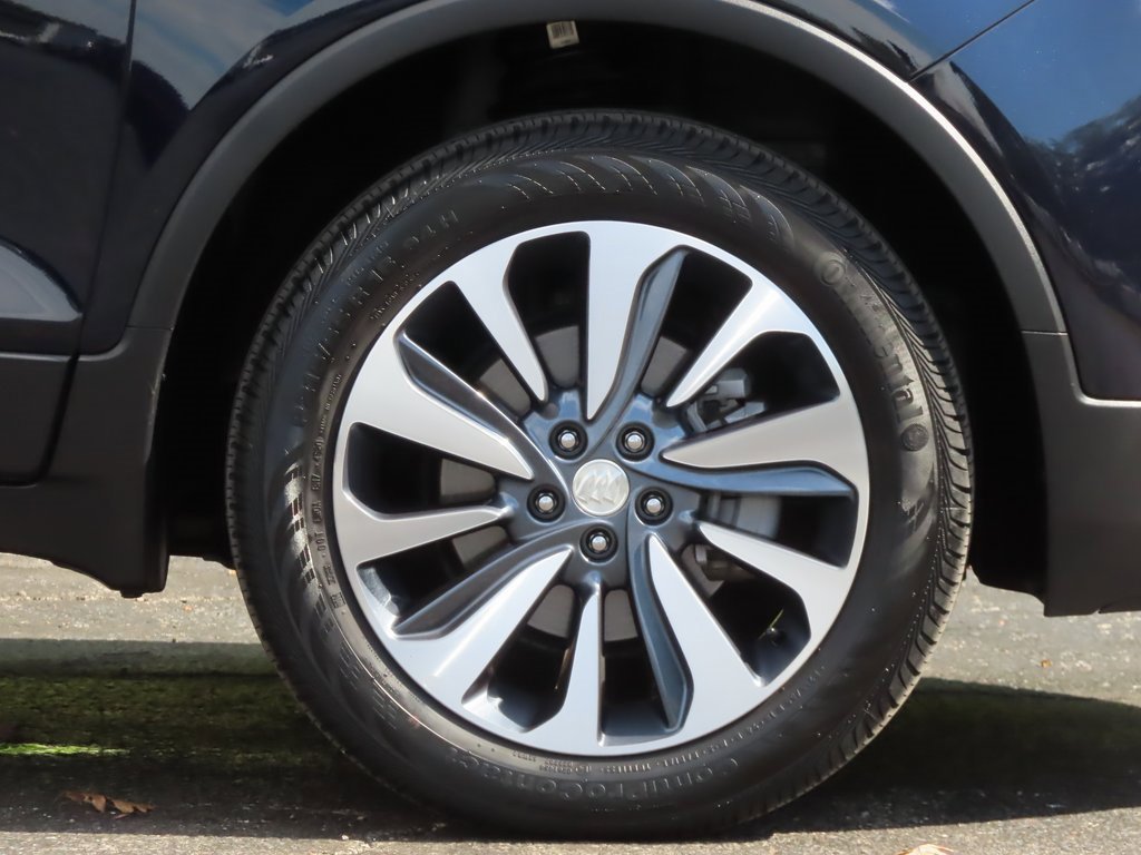 Used 2022 Buick Encore Preferred image 11