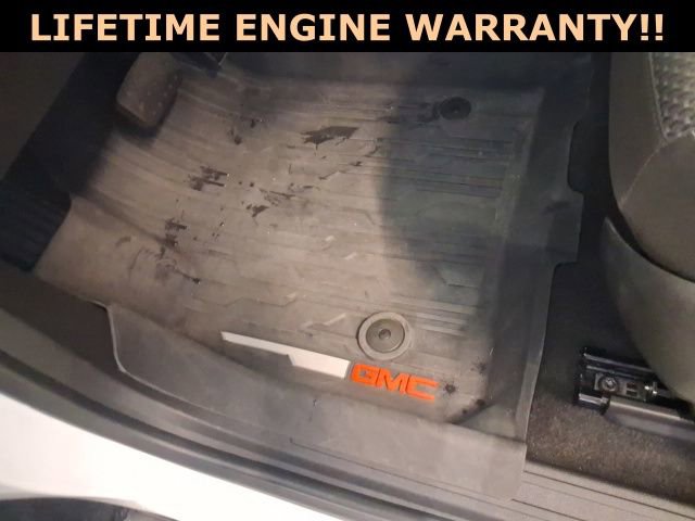 Used 2023 GMC Acadia SLE w/ Driver Convenience Package image 17