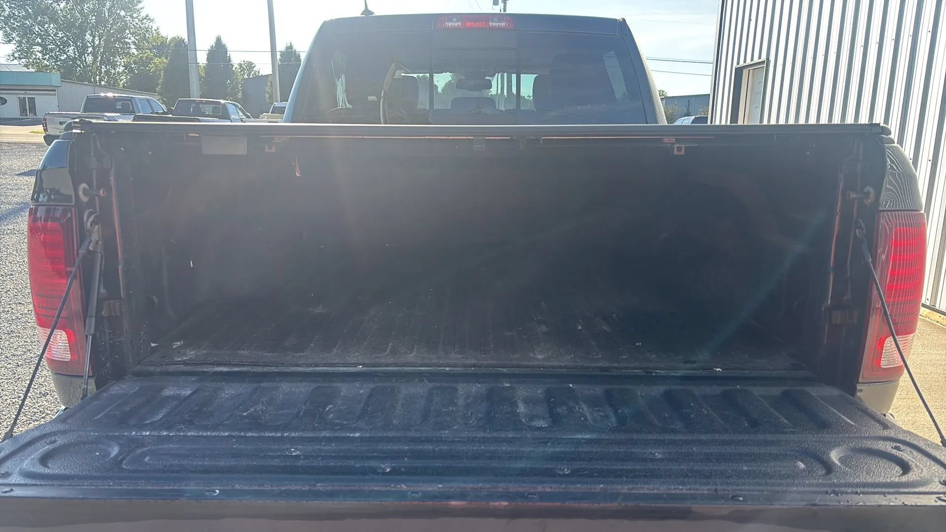 Used 2016 RAM 1500 Sport w/ Black Ram 1500 Sport Group AWD/4WD image 4