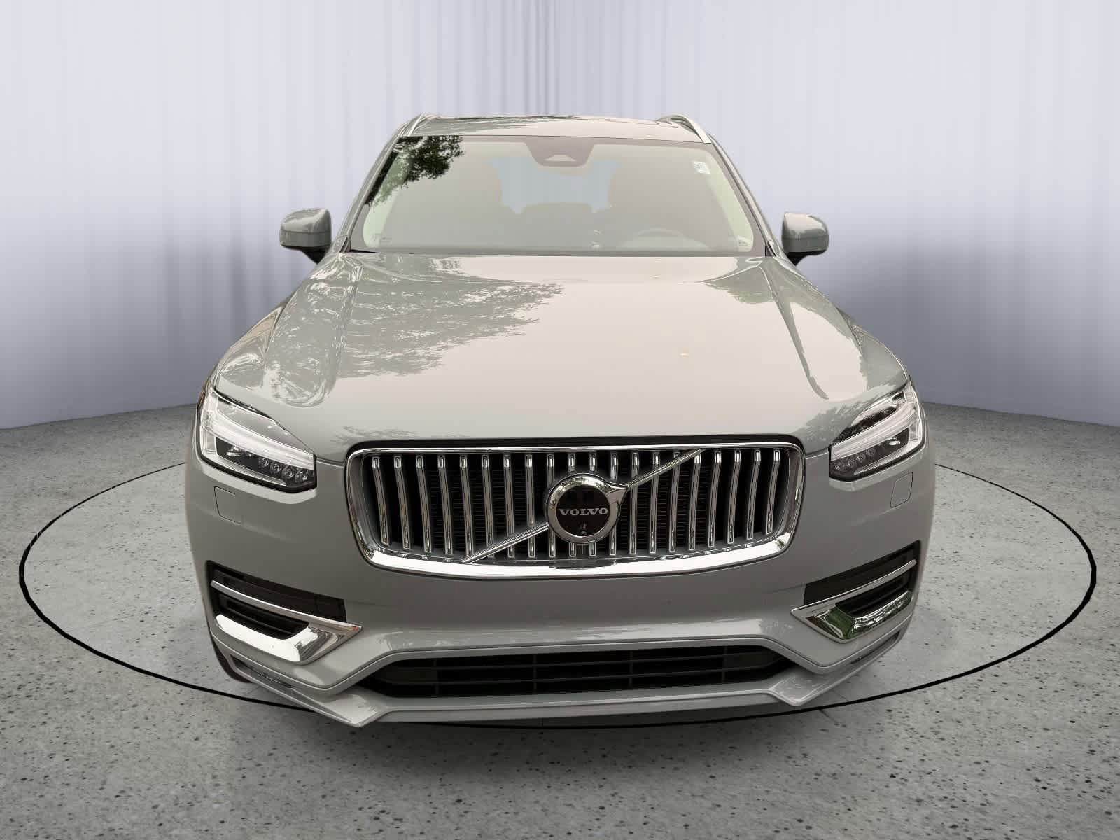 Used 2025 Volvo XC90 B6 Plus AWD/4WD image 8