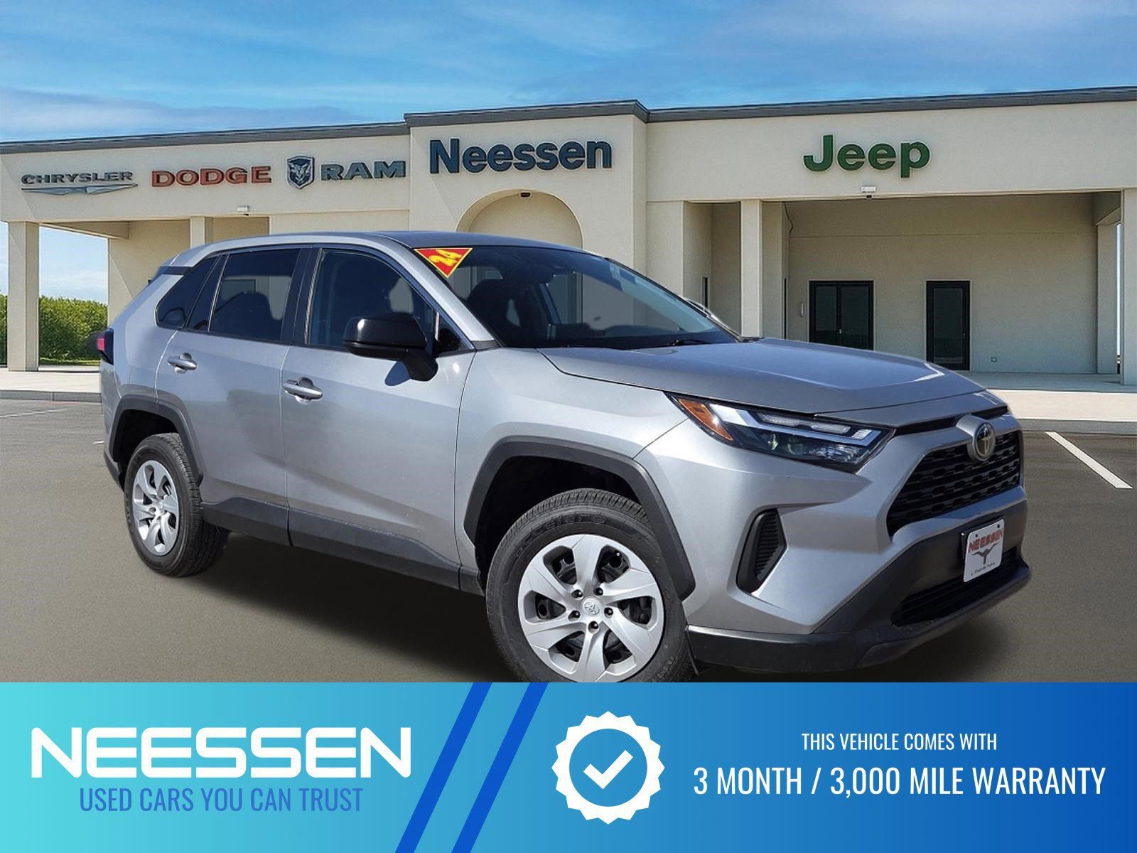 Used 2024 Toyota RAV4 LE AWD/4WD image 1