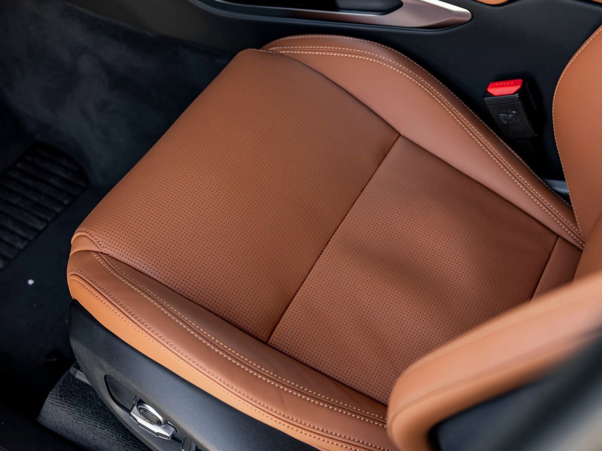 New 2026 Jaguar F-PACE R-Dynamic S image 15