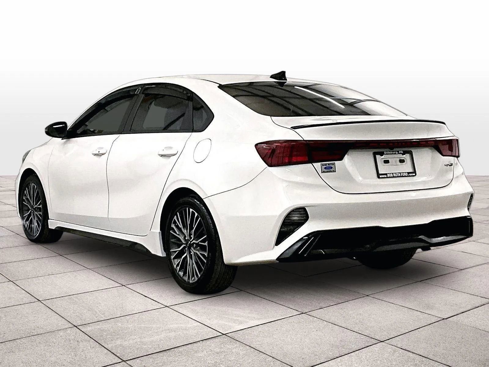 Used 2024 Kia Forte GT-Line w/ GT-Line Premium Package image 10