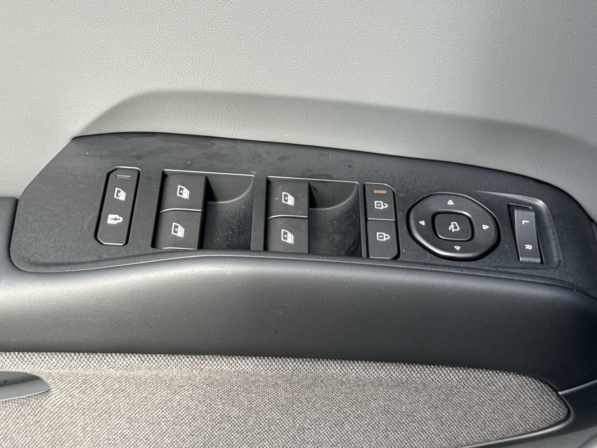 New 2026 Kia EV9 Land w/ Nightfall Edition Package AWD/4WD image 17