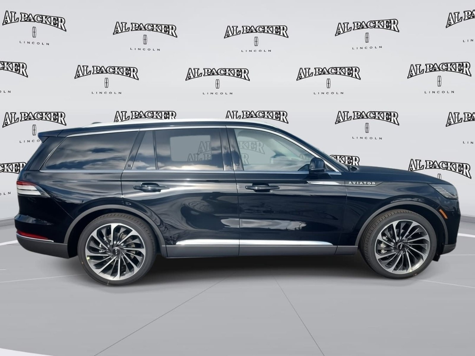 New 2026 Lincoln Aviator Reserve AWD/4WD image 6
