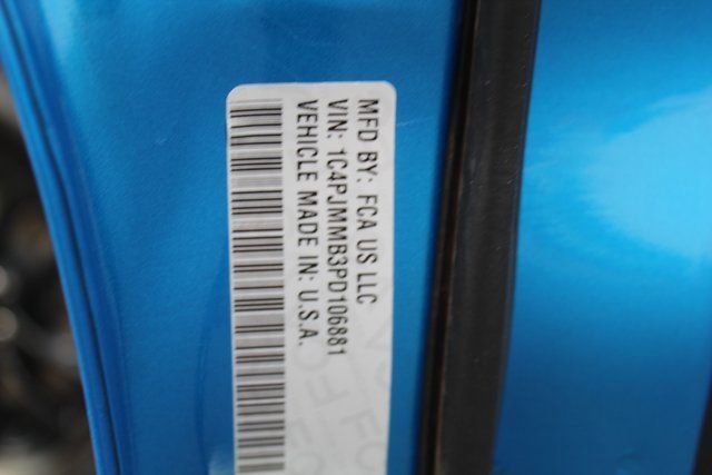 Used 2023 Jeep Cherokee Altitude Lux image 38