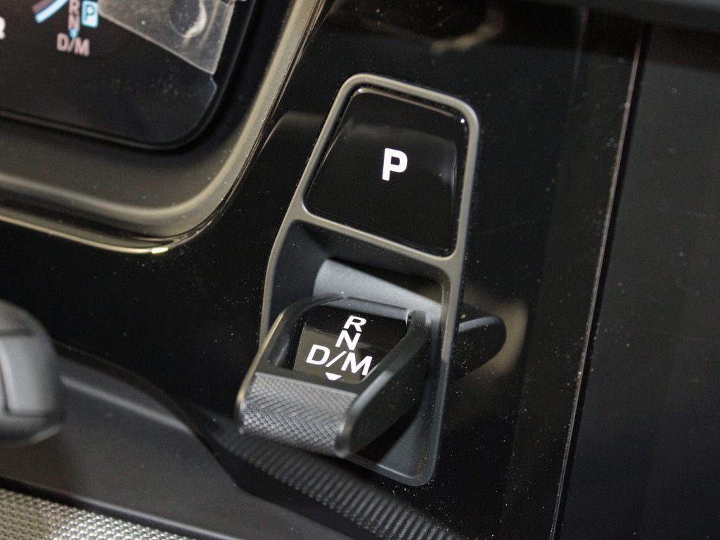 Used 2025 Porsche Cayenne E-Hybrid image 27