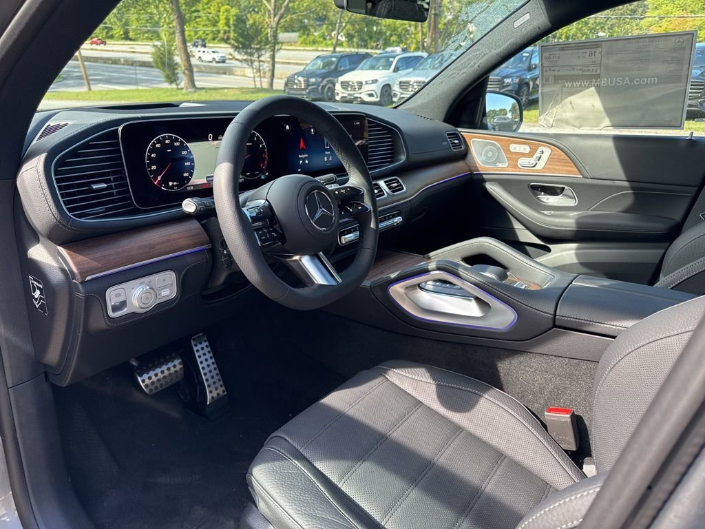 New 2026 Mercedes-Benz GLS 580 4MATIC image 24