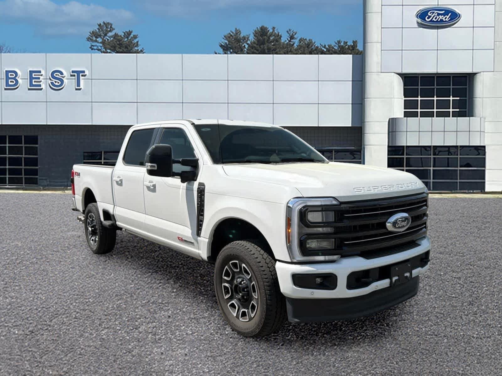 Used 2026 Ford F350 Platinum w/ FX4 Off-Road Package AWD/4WD image 3