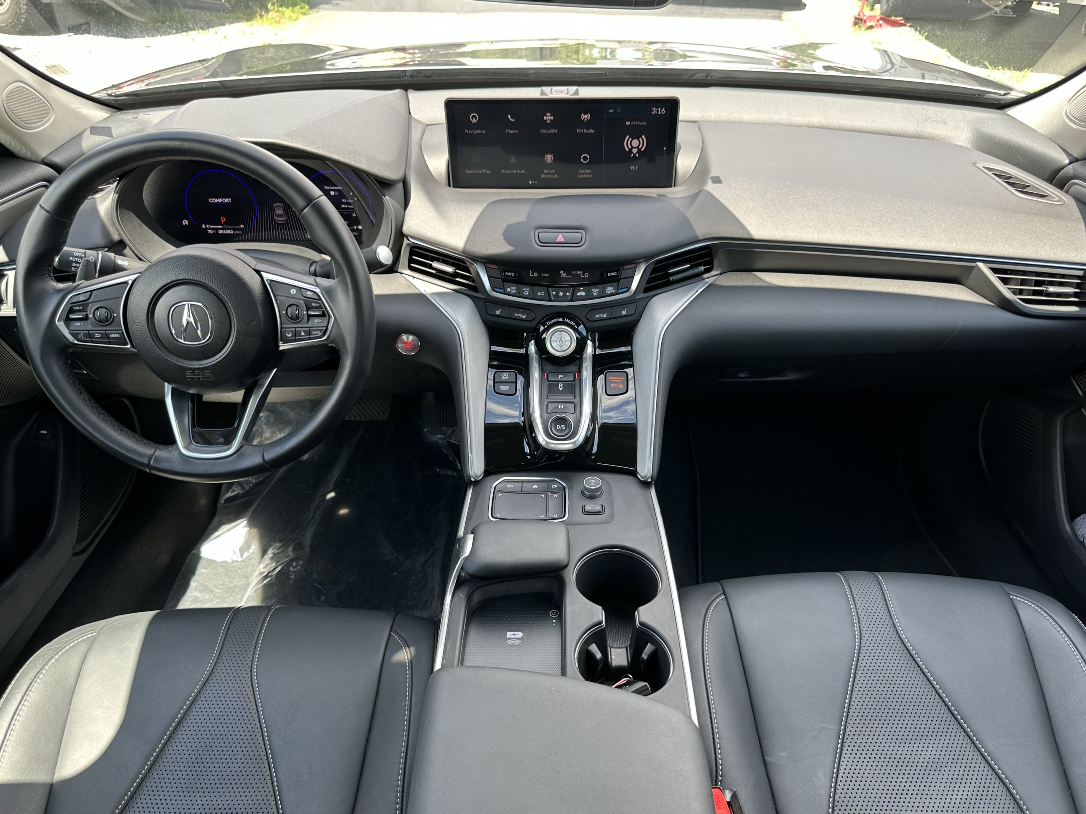 Used 2025 Acura TLX w/ Technology Package FWD image 14