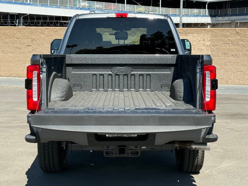 New 2026 Ford F250 4x4 Crew Cab Super Duty image 17