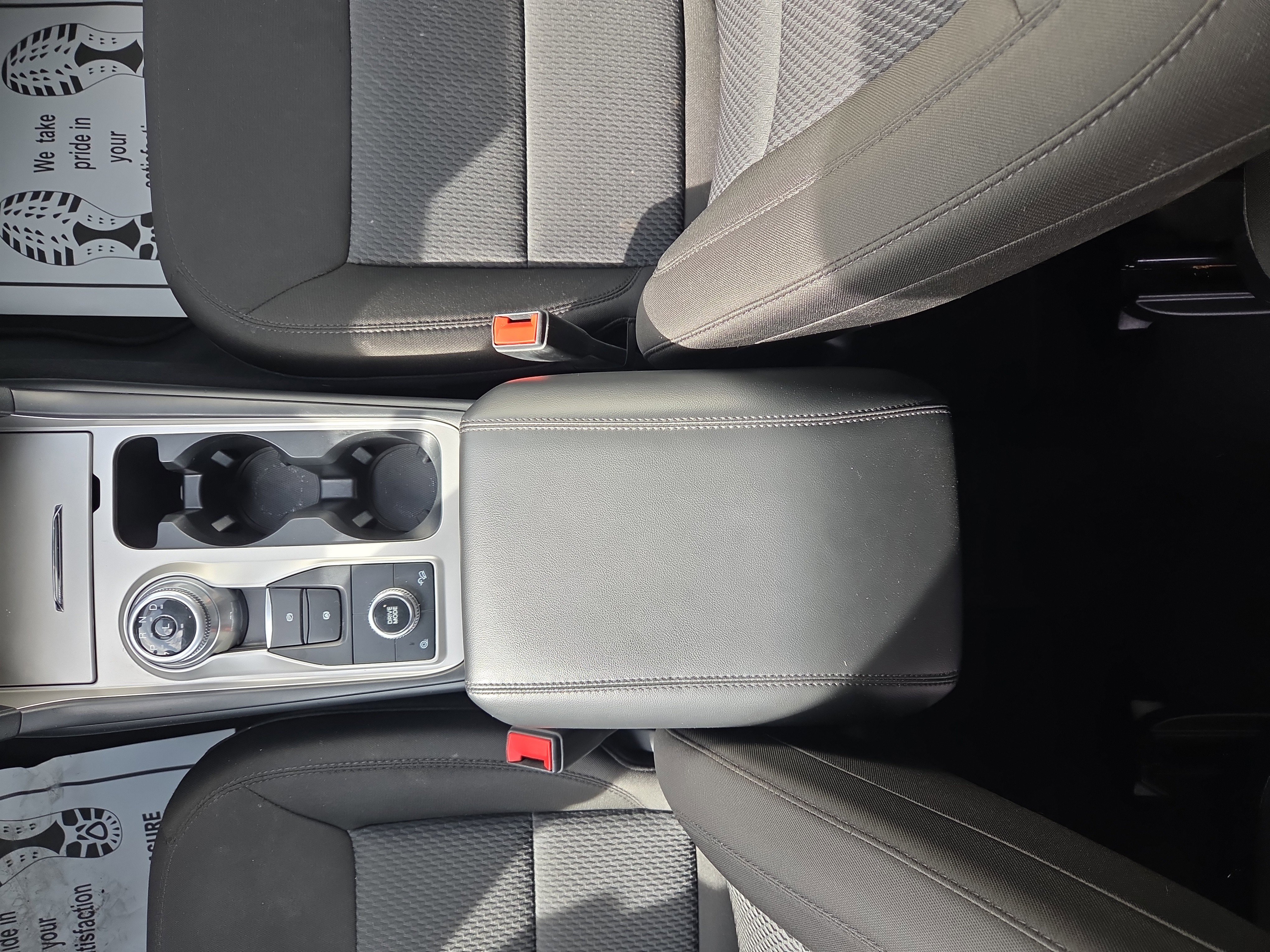 Used 2022 Ford Explorer XLT image 15