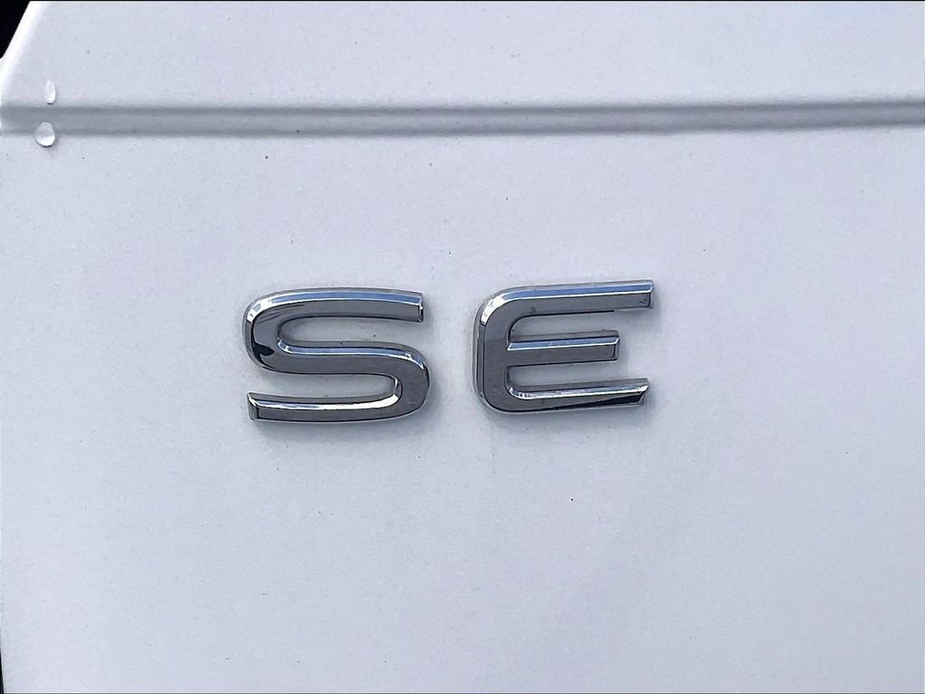 Used 2023 Volkswagen Tiguan SE R-Line AWD/4WD image 26