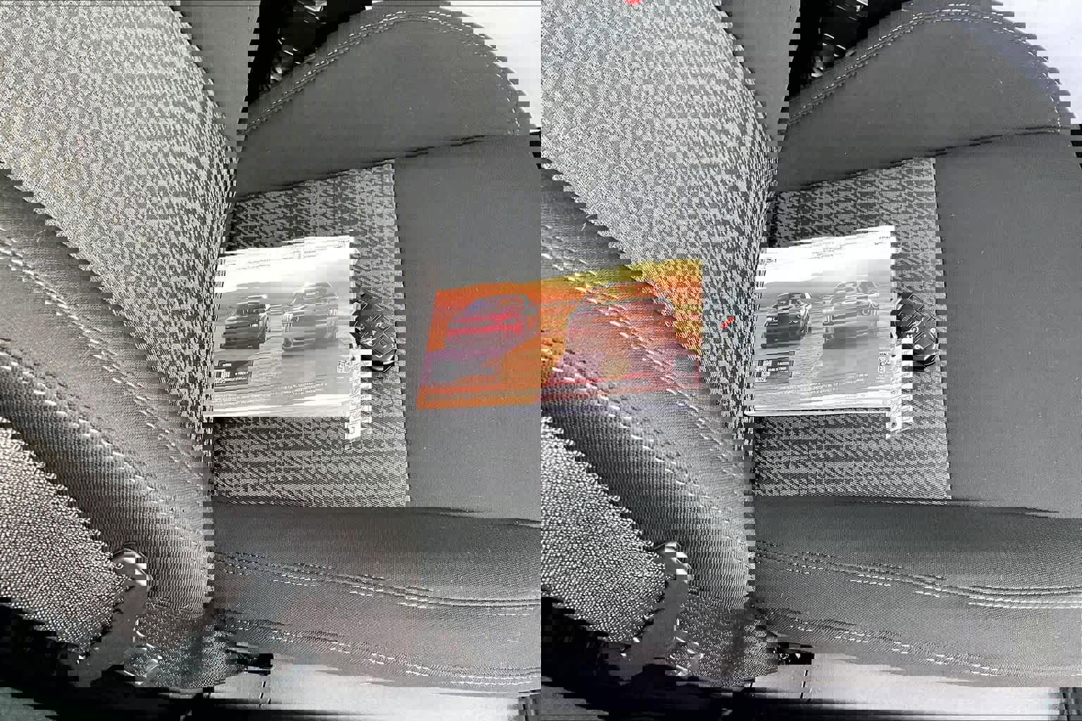 Used 2023 Dodge Charger R/T w/ Technology Group image 20