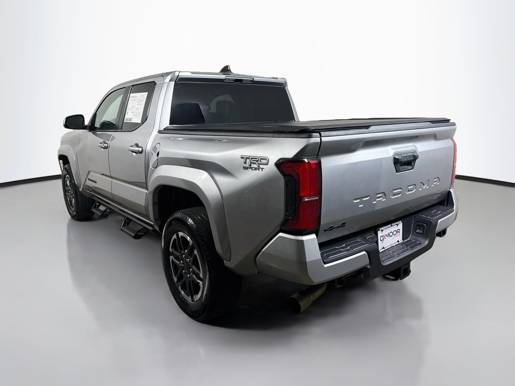 Certified 2025 Toyota Tacoma TRD Sport AWD/4WD image 5