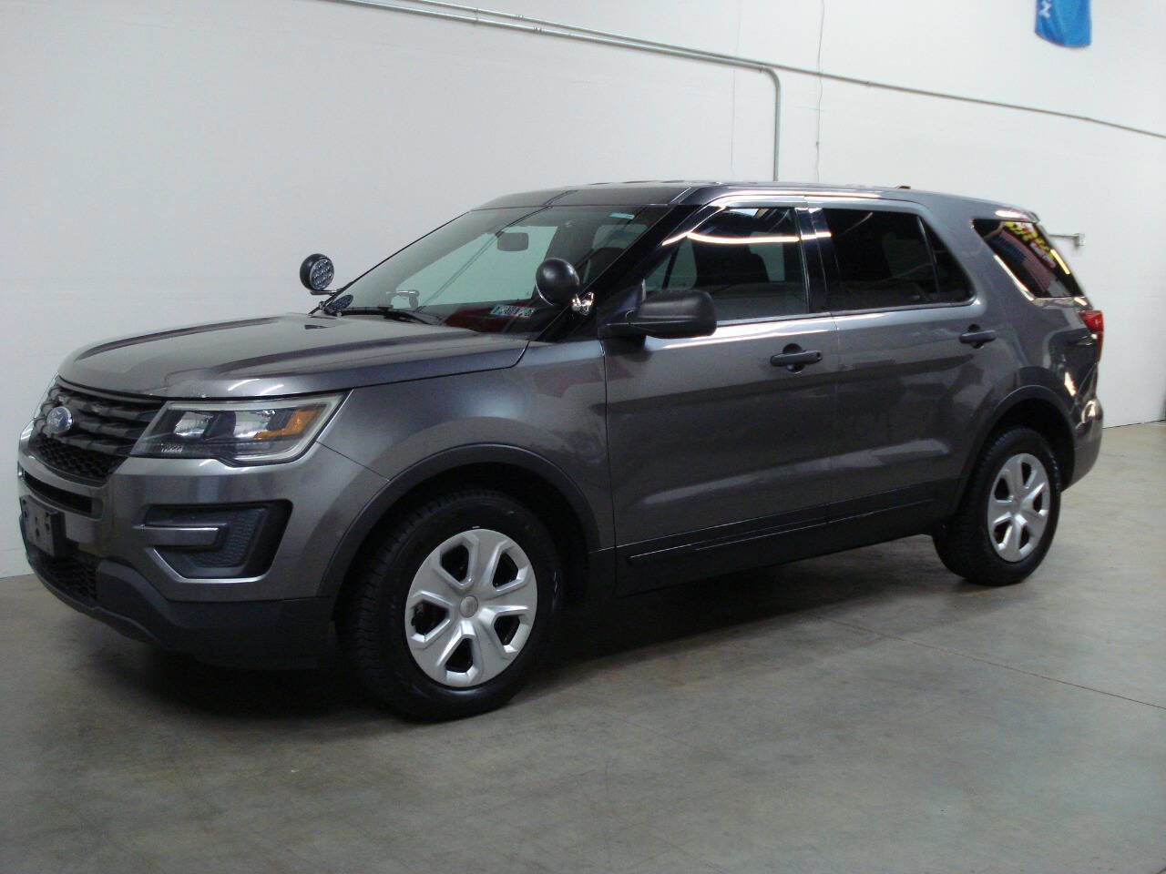 Used 2017 Ford Explorer 4WD Police Interceptor w/ Ready For The Road Package image 5