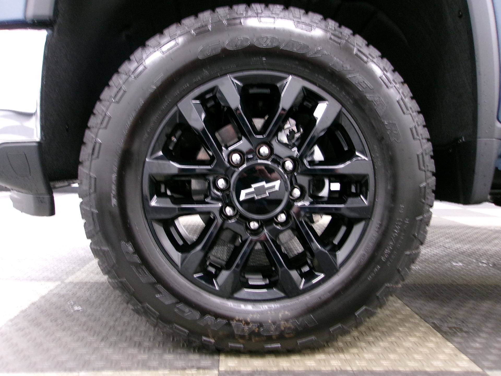 New 2026 Chevrolet Silverado 2500 LT AWD/4WD image 17