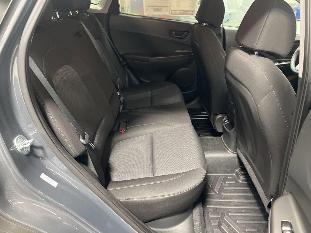 Used 2023 Hyundai Kona SEL image 11