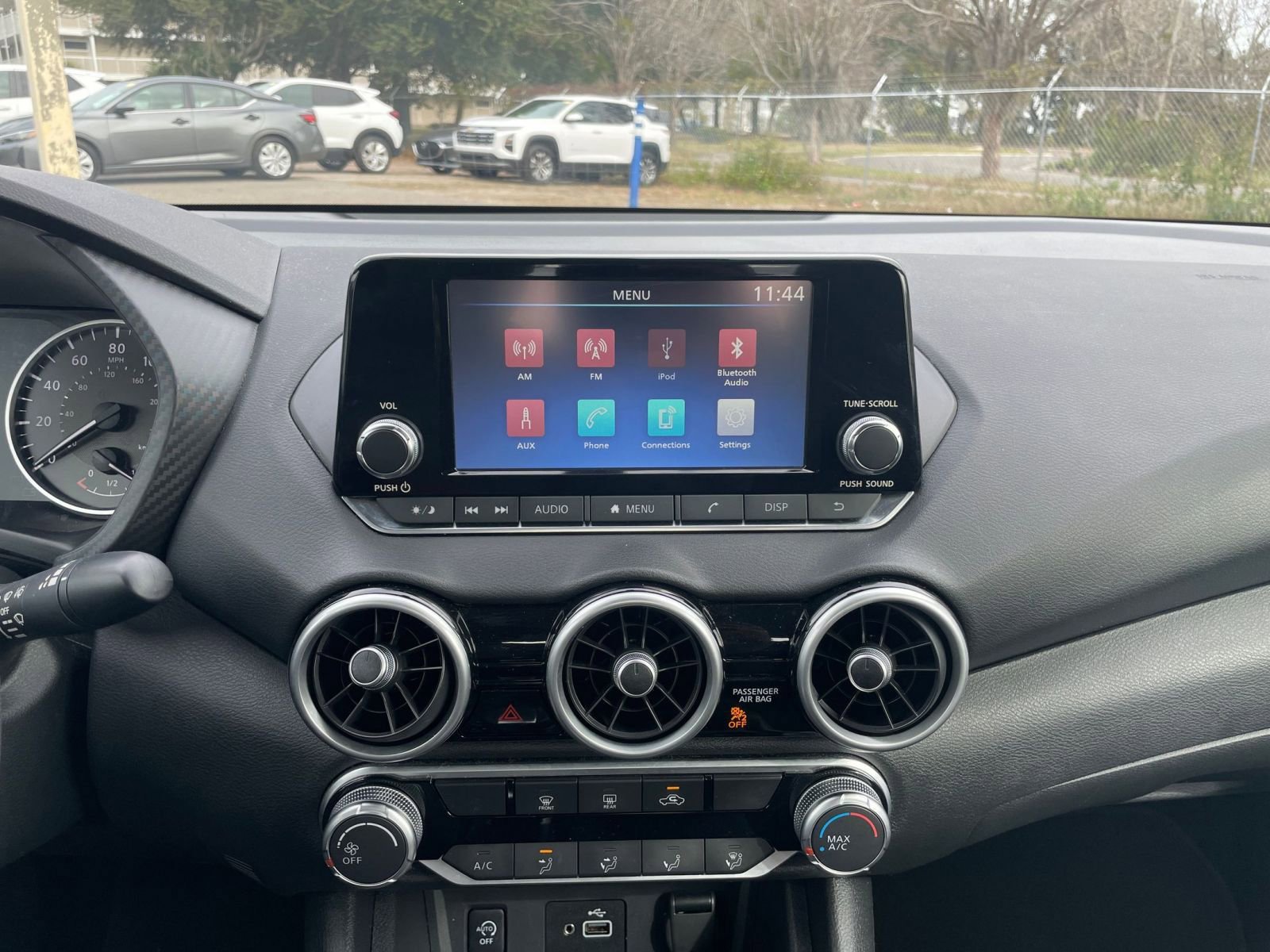 Used 2025 Nissan Sentra S image 21