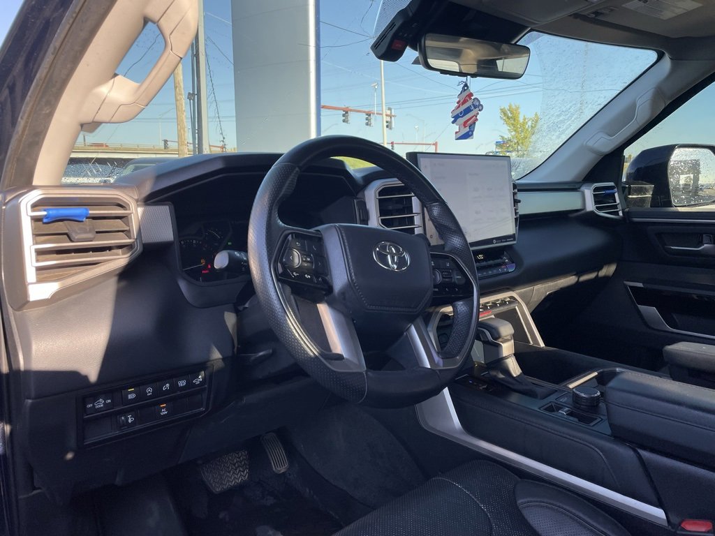 Used 2022 Toyota Tundra Limited image 9