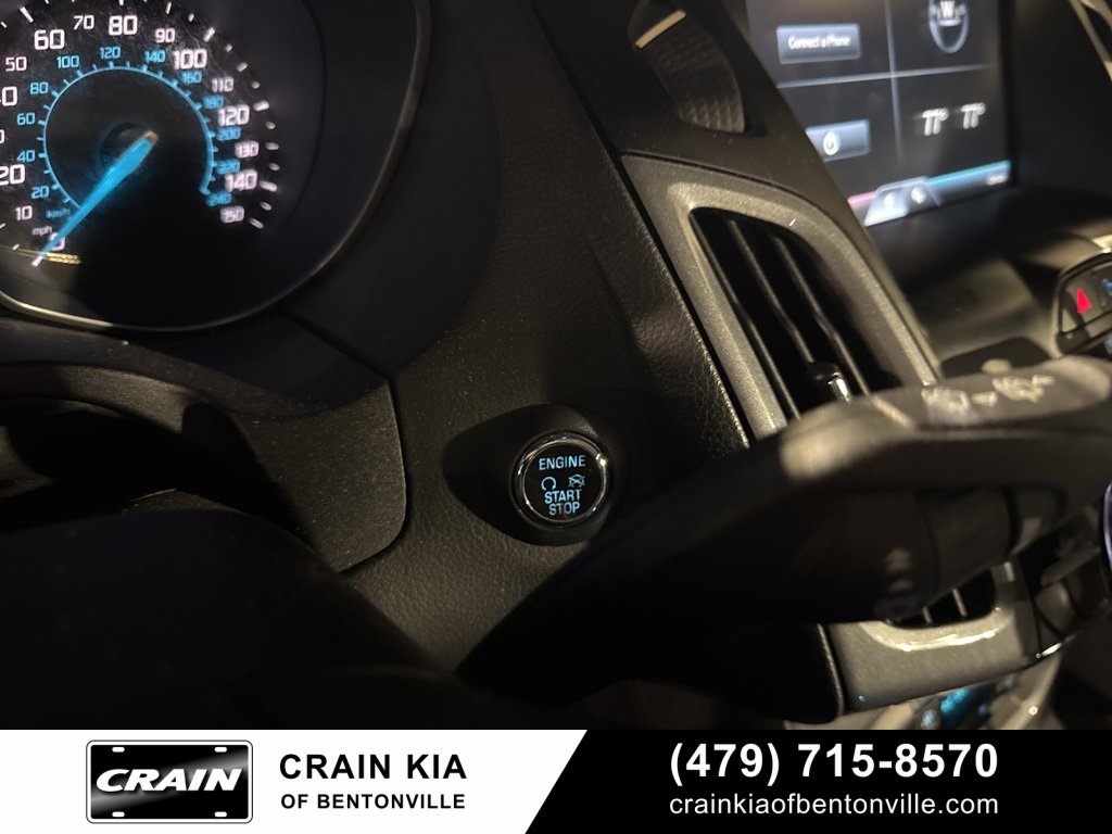 Used 2012 Ford Focus Titanium image 25