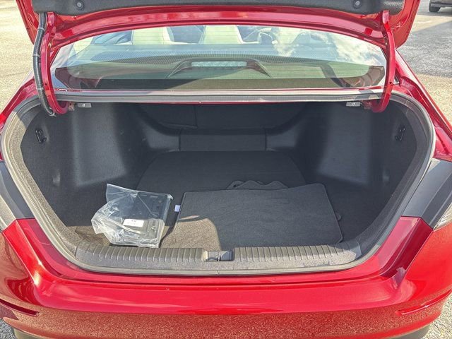 Used 2025 Honda Accord SE image 32