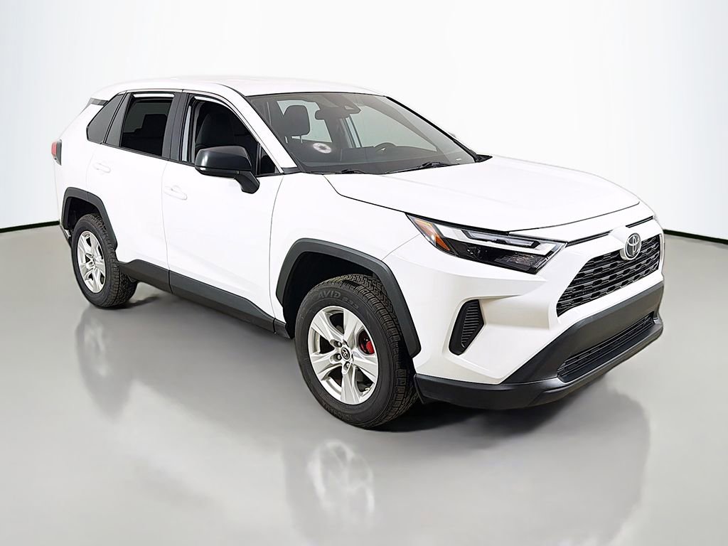 Used 2025 Toyota RAV4 LE image 2