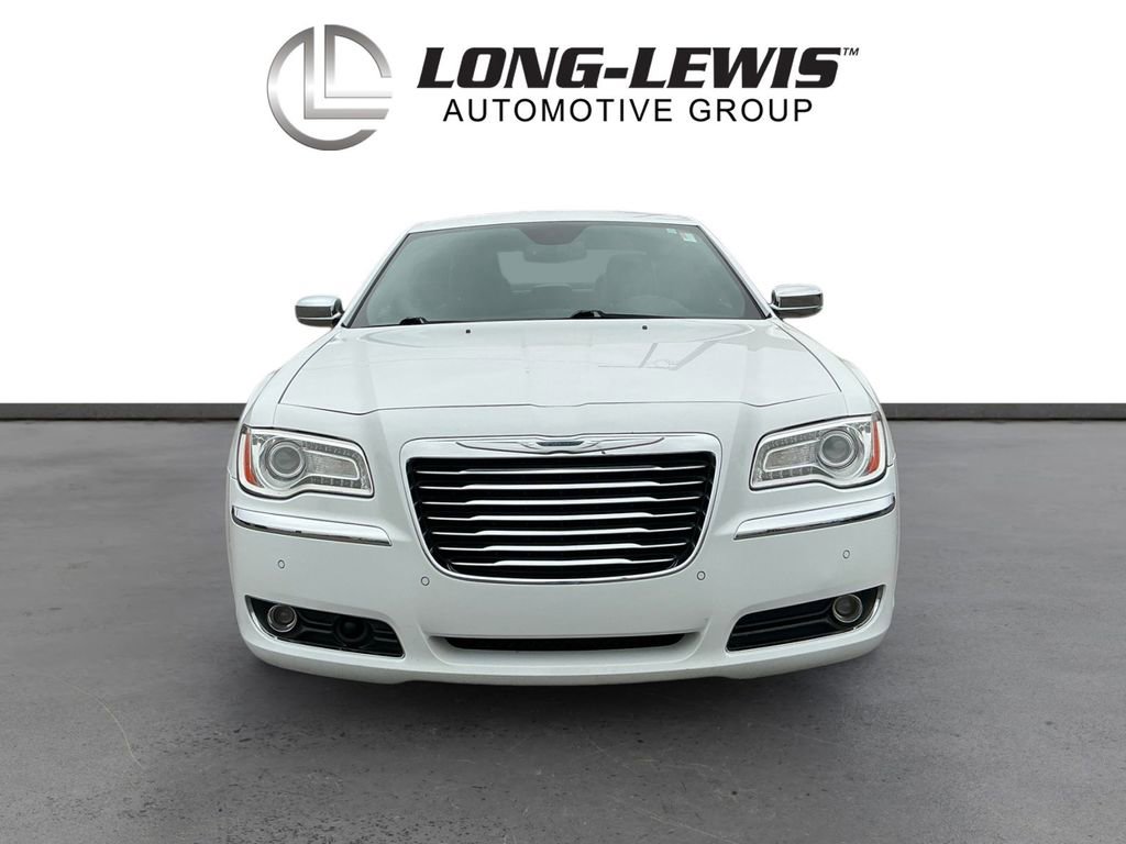 Used 2013 Chrysler 300 C w/ Light Group image 11
