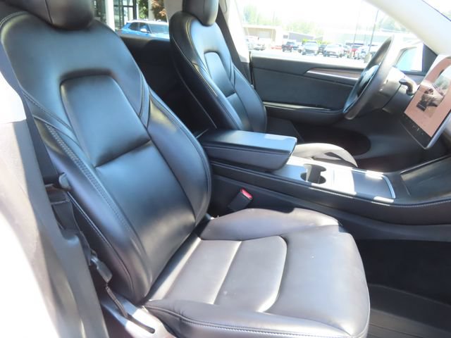 Used 2023 Tesla Model Y Long Range AWD/4WD image 31