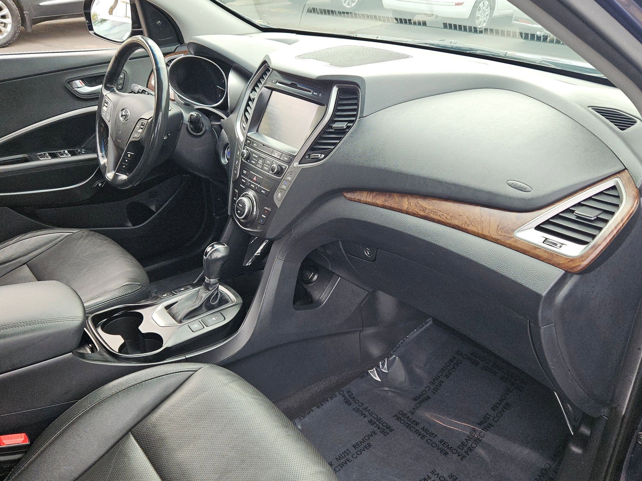 Used 2018 Hyundai Santa Fe Limited image 24