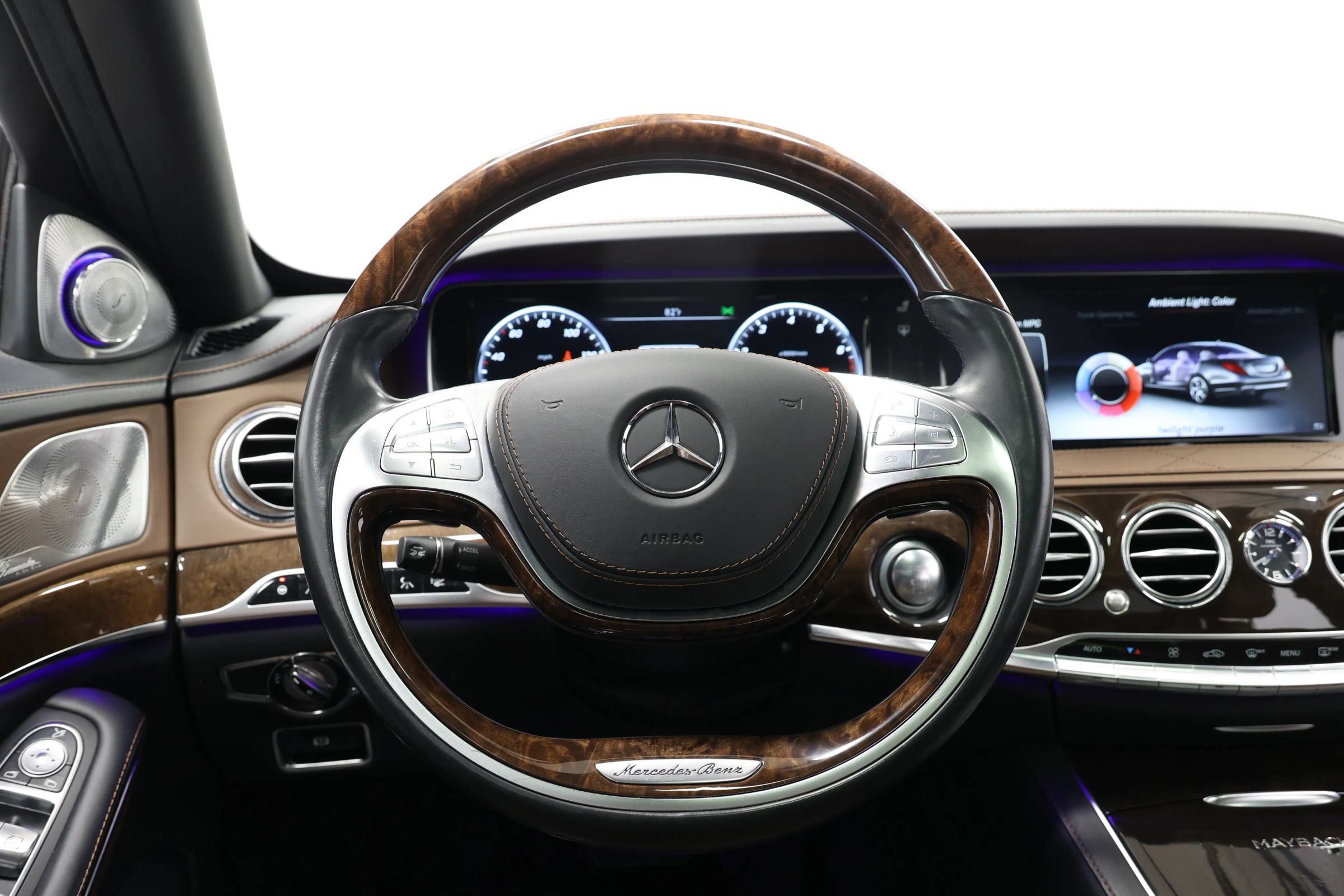 Used 2016 Mercedes-Benz Maybach S 600 image 25