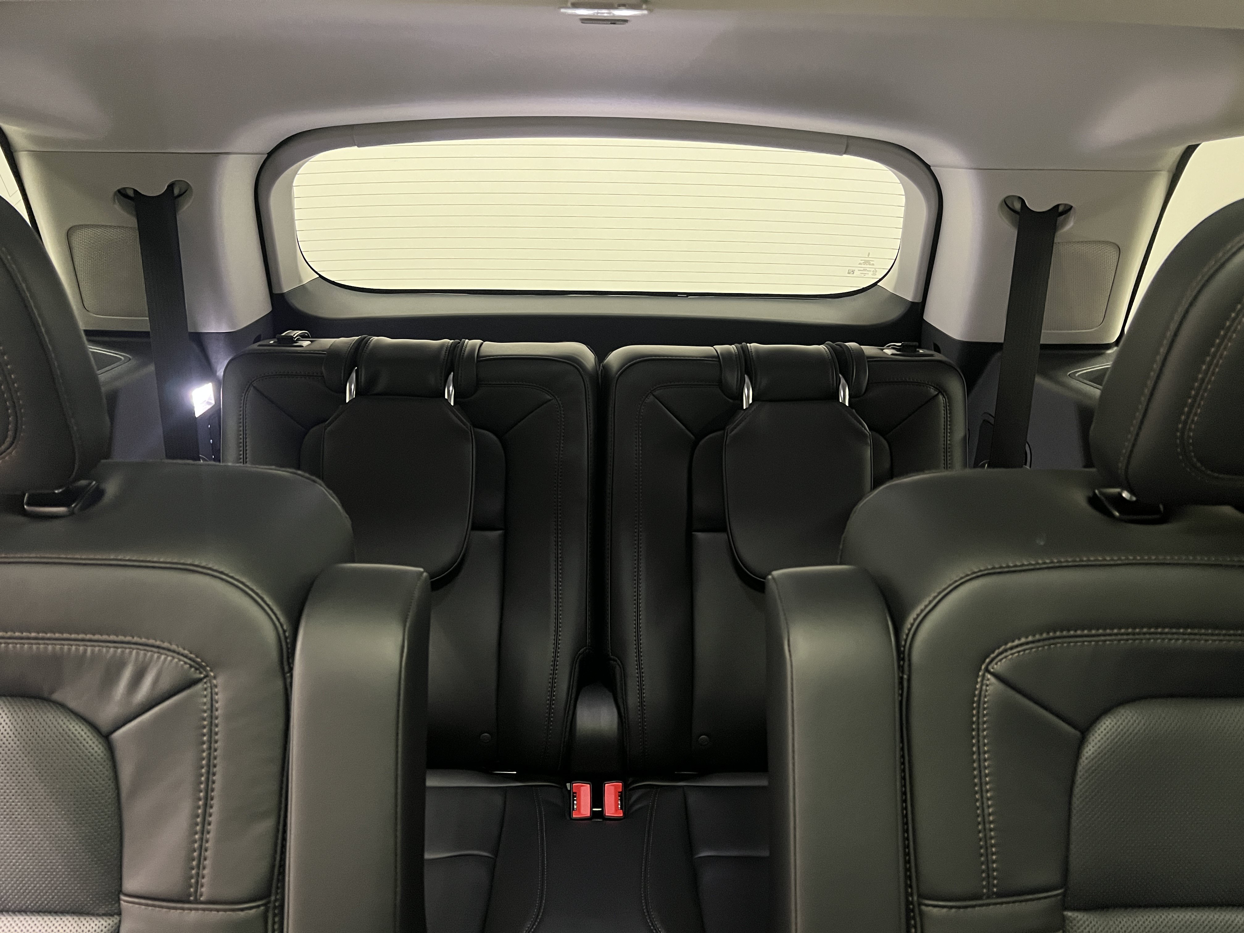 New 2025 Lincoln Aviator Reserve w/ Equipment Group 201A AWD/4WD image 18