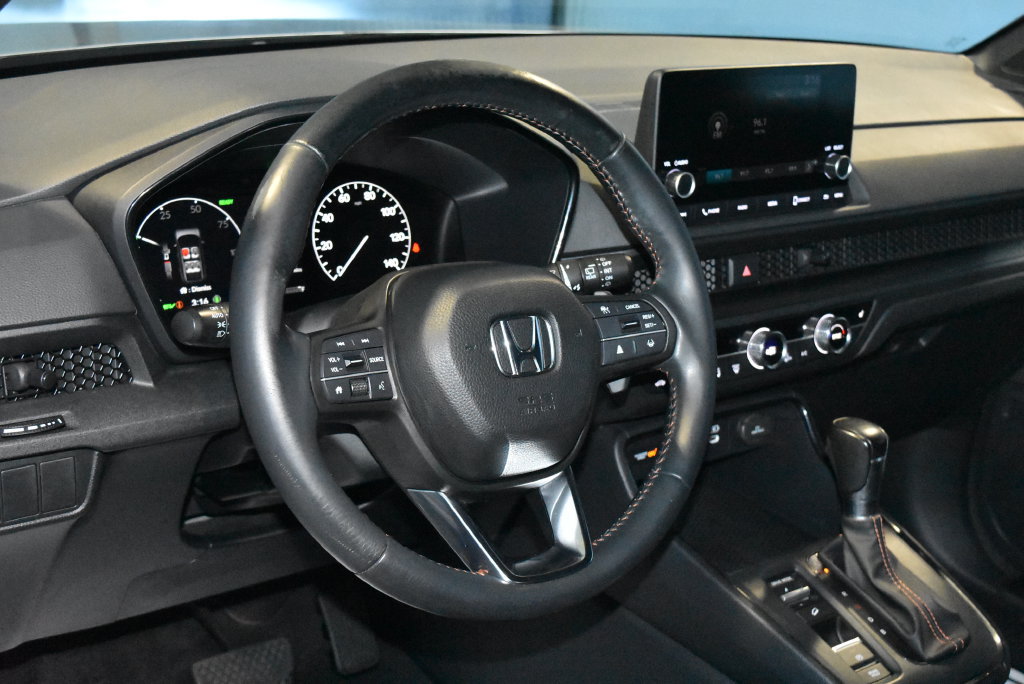 Used 2023 Honda CR-V Sport image 2