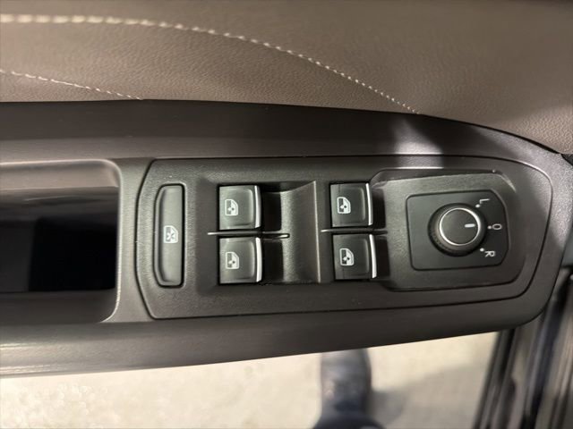 Used 2023 Volkswagen Atlas Cross Sport SE image 19