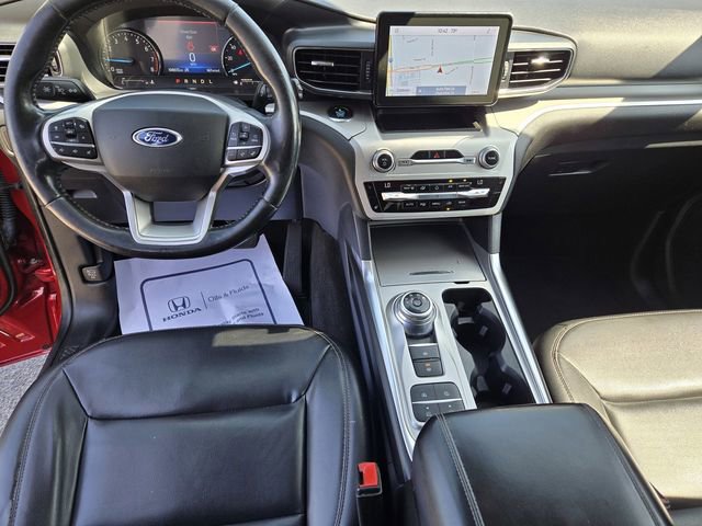 Used 2021 Ford Explorer XLT w/ Equipment Group 202A RWD image 27